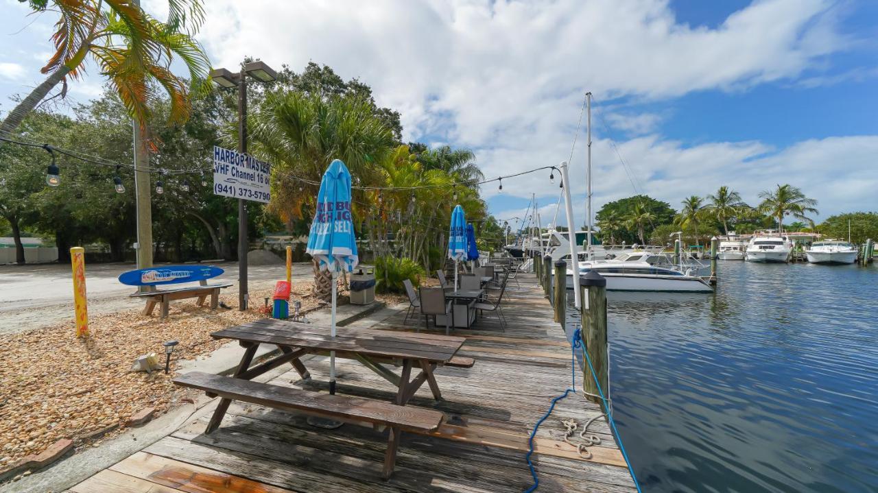 Waterfront Room, Heated Pool, Tiki Bar & Grill Sarasota Dış mekan fotoğraf
