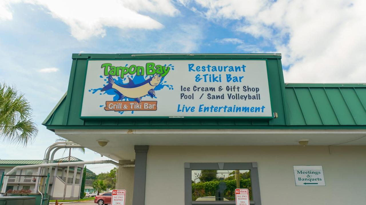 Waterfront Room, Heated Pool, Tiki Bar & Grill Sarasota Dış mekan fotoğraf